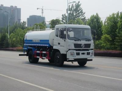 灑水車廠家與保潔行業(yè)的協(xié)同發(fā)展